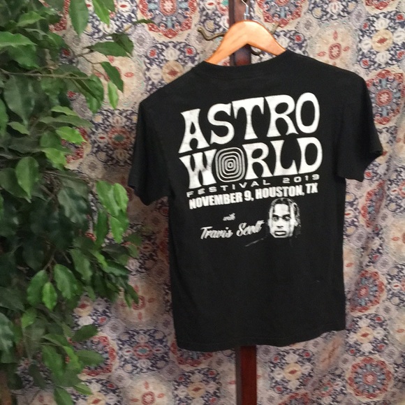AstroWorld - Picture 2 of 2
